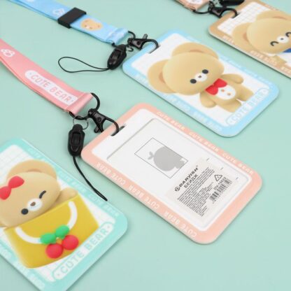 Бейдж на ленте вертикальный с принтом "CUTE BEAR" — изображение 3